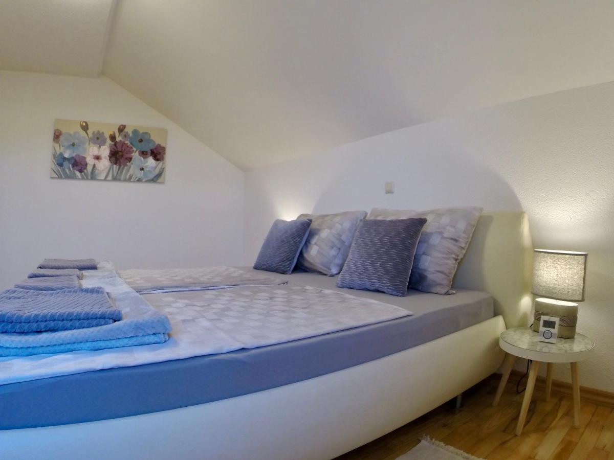 Holiday Apartment Lavanda Sumpetar Jesenice  Εξωτερικό φωτογραφία