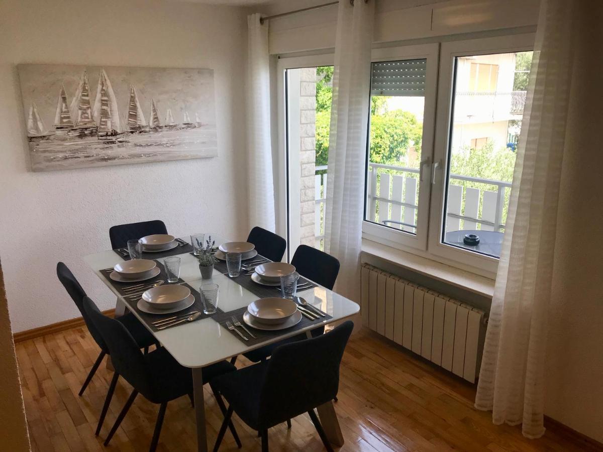 Holiday Apartment Lavanda Sumpetar Jesenice  Εξωτερικό φωτογραφία