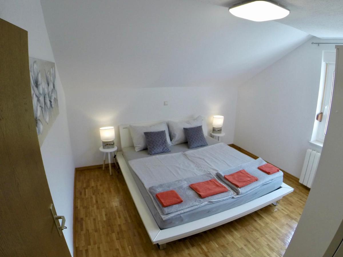 Holiday Apartment Lavanda Sumpetar Jesenice  Εξωτερικό φωτογραφία