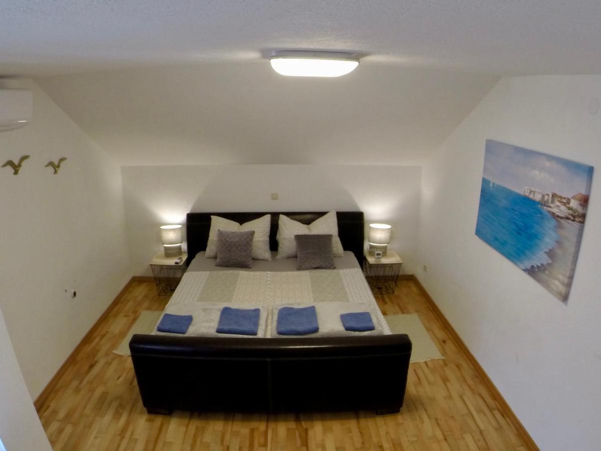Holiday Apartment Lavanda Sumpetar Jesenice  Εξωτερικό φωτογραφία